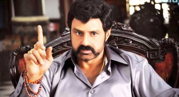 nandamuri balakrishna,new movie dictator,director srivas,dictator movie starts on may 29th  ‘డిక్టేటర్‌’ కోసం శ్రీవాస్‌ కన్విన్స్‌ అయ్యాడు.!